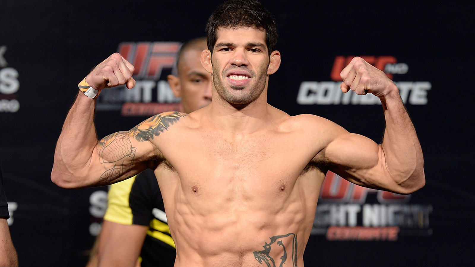 http://www.kimura.se/wp-content/uploads/2014/09/021014-UFC-Raphael-Assuncao-weighs-in-PI.jpg