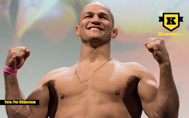 Junior Dos Santos UFC invägningar