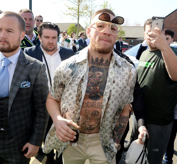 conor mcgregor på grand national