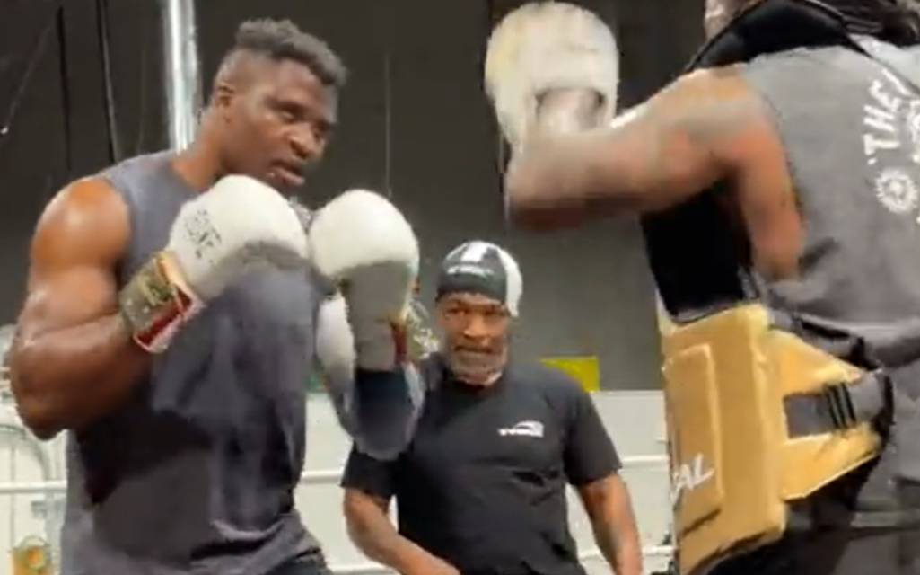 Francis Ngannou Mike Tyson